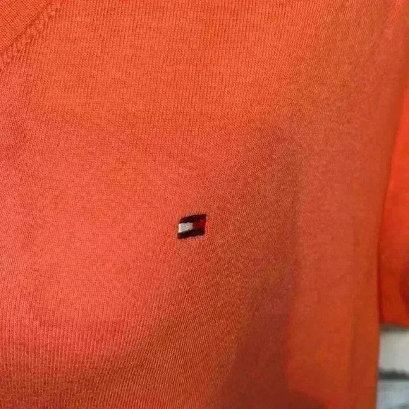 Tommy Hilfiger Blouse size 2X - Picture 2 of 3